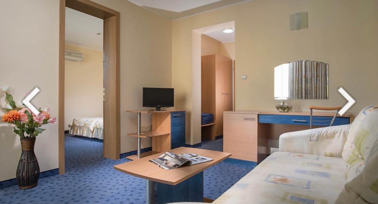 Hotel Riviera Ravda Buitenkant foto
