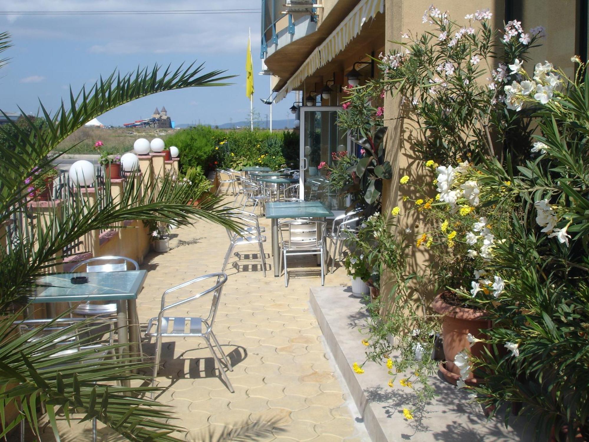 Hotel Riviera Ravda Buitenkant foto