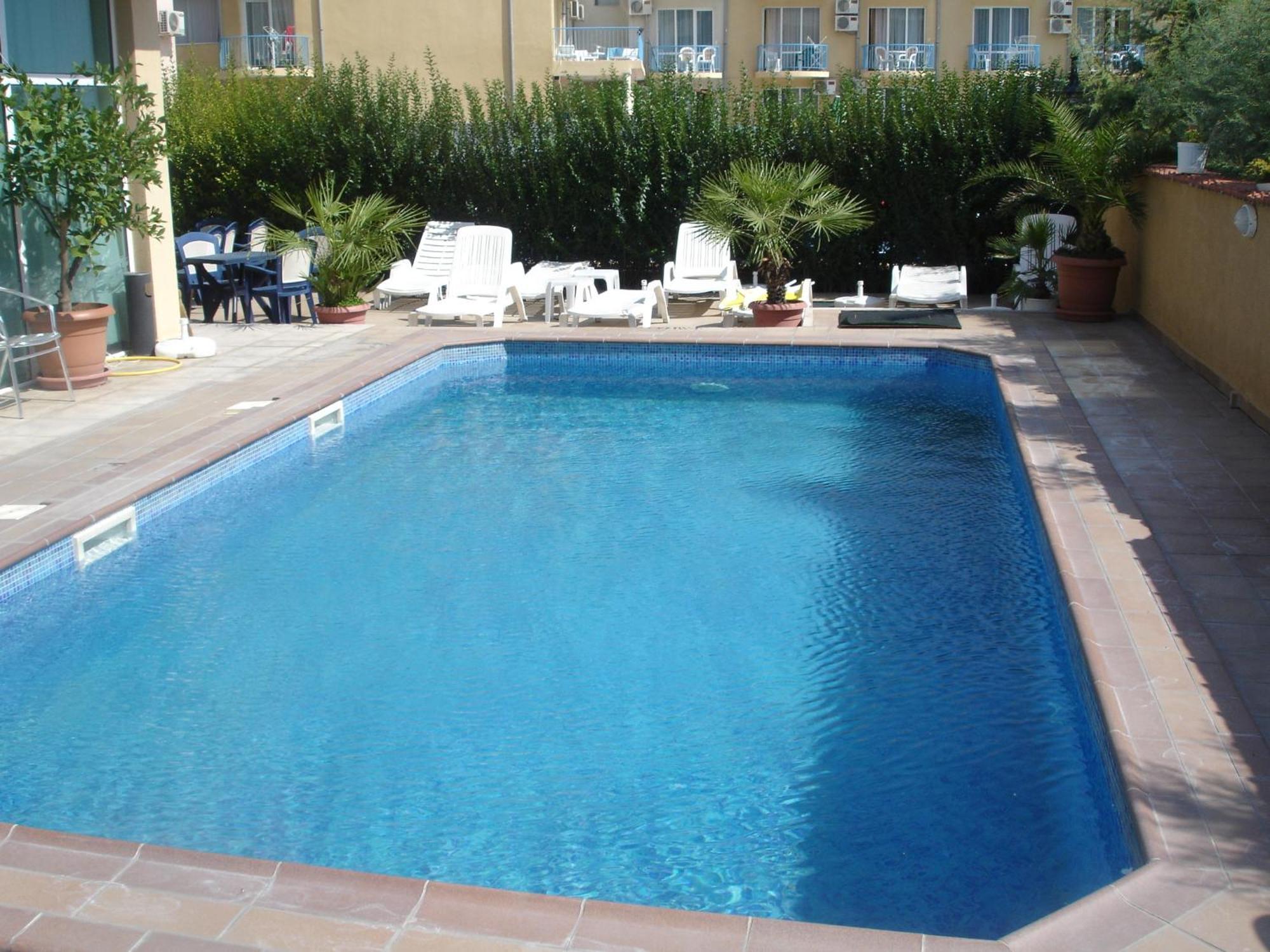 Hotel Riviera Ravda Buitenkant foto
